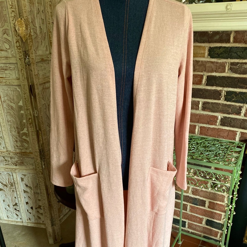 LuLaRoe Rose Gold Sarah- M